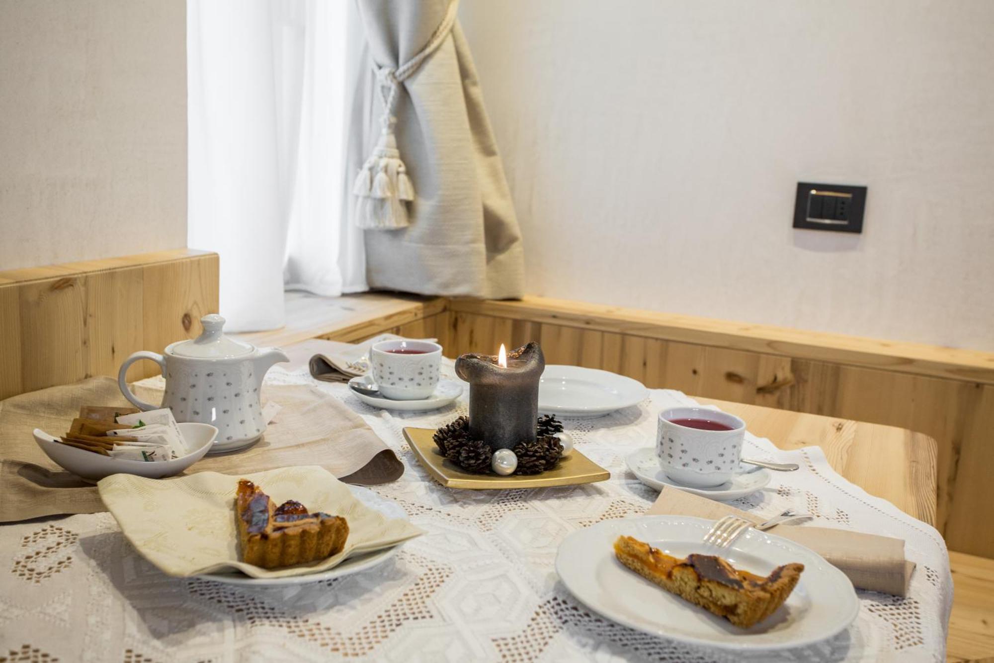 Hotel Orso Grigio Cavalese Eksteriør billede